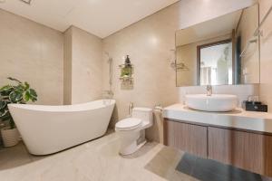 H-Vista Suites - Hongkong Tower