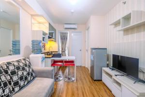 Beautiful 2BR Bassura City Apartment next to Bassura Mall By Travelio