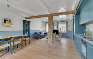 2 Bedroom Stunning Apartment In Humble