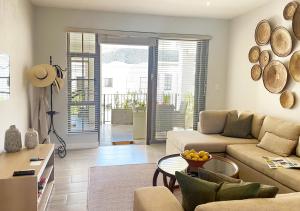 Franschhoek Mountain Views