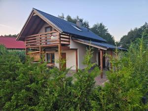 OSADA CZTERY PORY ROKU - DOM JESIEN