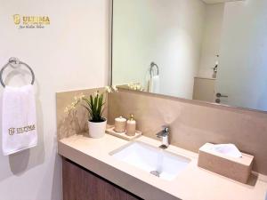 Elegant 2BR Burj Khalifa view-Downtown Views II