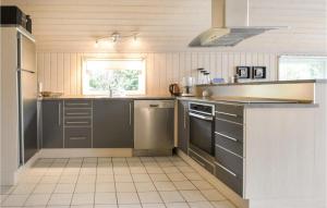 Four-Bedroom Holiday Home In Hemmet