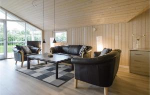 Four-Bedroom Holiday Home In Hemmet