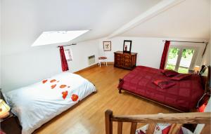 Maisons de vacances Beautiful Home In Loriol-Sur-Drome : photos des chambres