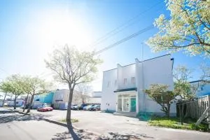 THE SUN LOUNGE - Biwase