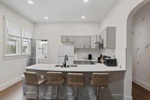 Historic District - 3BR - Newly Renovated Home