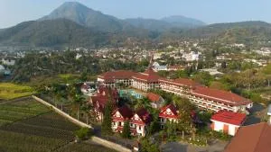 Royal Hotel and Villa Batu - Junggo