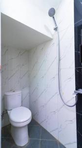 Villa Syariah Zamora B7 with Private Pool and Karaoke