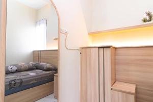 Villa Syariah Zamora B7 with Private Pool and Karaoke