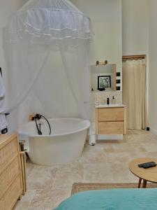 B&B / Chambres d'hotes Cocon nature proche Bordeaux : photos des chambres