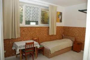 Quiet separate accommodation in Warsaw on outskirts near forest - Rembertów Grzybowa