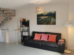 Modern seafront flat with a private garage