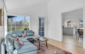 3 Bedroom Lovely Home In Gilleleje