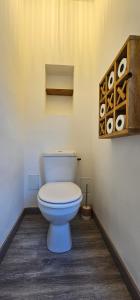 Appartements Maison Plus Belle La Nuit avec jacuzzi prive : photos des chambres