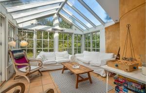 Cozy Home In Højby With Kitchen