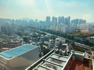 Gangnam Garosu-gil Sinsa and Han river