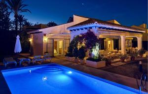 4 Bedroom Gorgeous Home In Orihuela