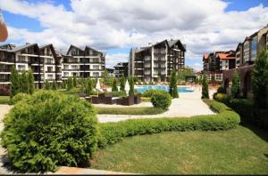 Aspen golf & Ski resort 2 bedroom apartment E002