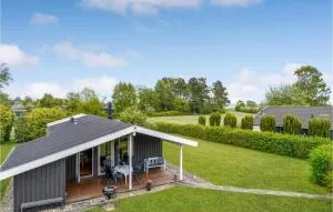 3 Bedroom Stunning Home In Odder - Ajstrup