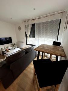 Appartements Studio neuf tout equipe Digne : photos des chambres