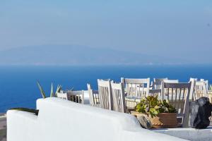 Finikia Memories Hotel Santorini Greece