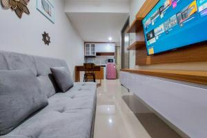 Great Choice 1BR Apartment Anwa Residence Bintaro By Travelio