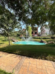 ZEN stays Elegant 2BR Lakeview