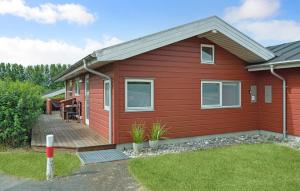 2 Bedroom Awesome Home In Tranekær