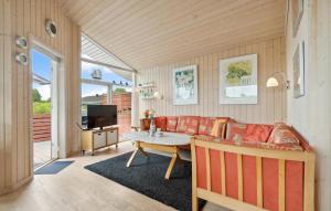 2 Bedroom Awesome Home In Tranekær