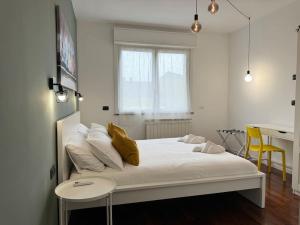 Moderno e Confortevole con Posto Auto- WiFi veloce