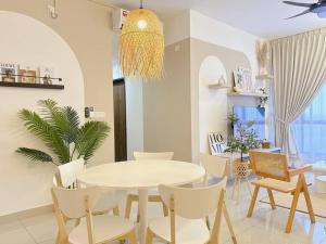 Veranda Residences by Cactus Homestay THM