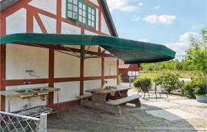 Nice Apartment In Nexø With Wifi