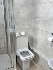 Comfort Heathrow Stay 5 Mins to the Terminal