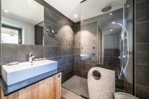 Chalets Chalet Aman Argentiere Chamonix - by EMERALD STAY : photos des chambres
