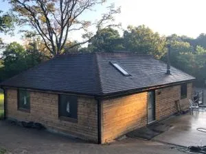 Cottage with Heated Indoor PoolTennis Court- 2142 - Selborne