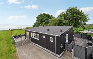 Amazing Home In Sjølund With Wifi