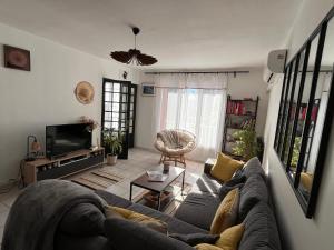 Calme, vue st Victoire, proche centre ville avec parking