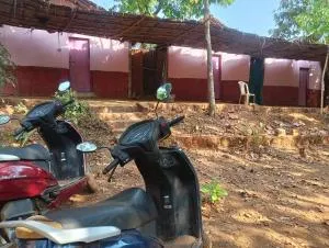 Middle point Huts stay - Kumta