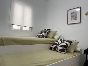 Jordi home 15 minutes to center by train