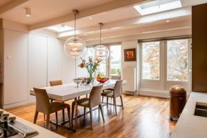 The Elegant Amsterdam Apartment