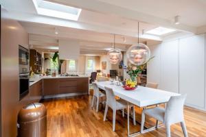 The Elegant Amsterdam Apartment