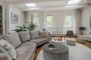 The Elegant Amsterdam Apartment