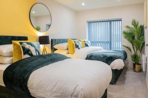 Leeds Central Royale - Sleeps 6 - 4 Beds