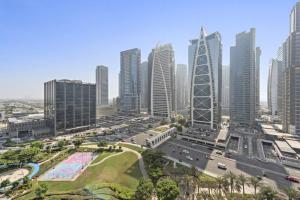 Spacious 1-Bedroom Apartment in JLT