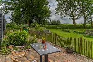 Anne-Famke's Pleats Ien 1 - Alde Leie