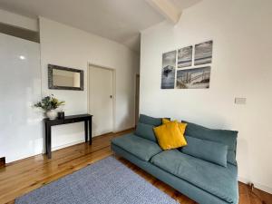 Rye Holiday Getaway BYO Linen and Towels 750m walk to Beach