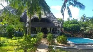 villa zoe dhahabu BNB - Matsangoni