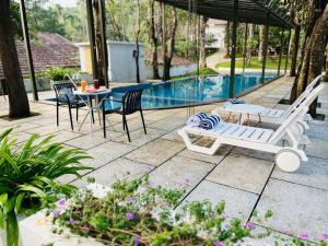 Drey at Druv Dakshin Farm Resort