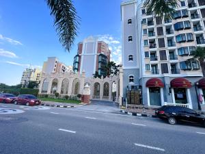 Espana Jomtien near the Tiger Park